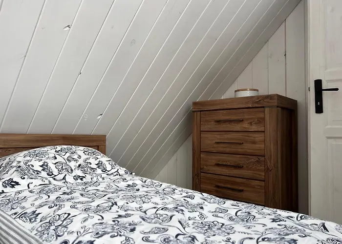 Szczurze Wzgorze * Zachelmie (Jelenia Gora)